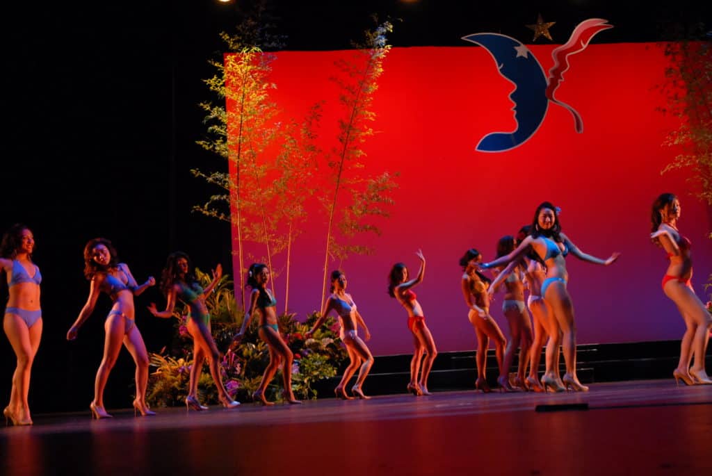 Swimsuit Contest 063